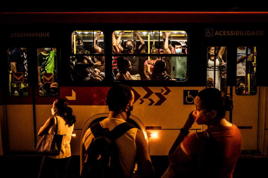 JONL1008 1 - Ações tornam ônibus mais seguros para passageiros e rodoviários de Maceió